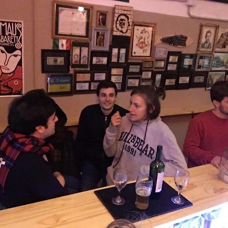 La Lechuza Hostel Росарио Екстериор снимка