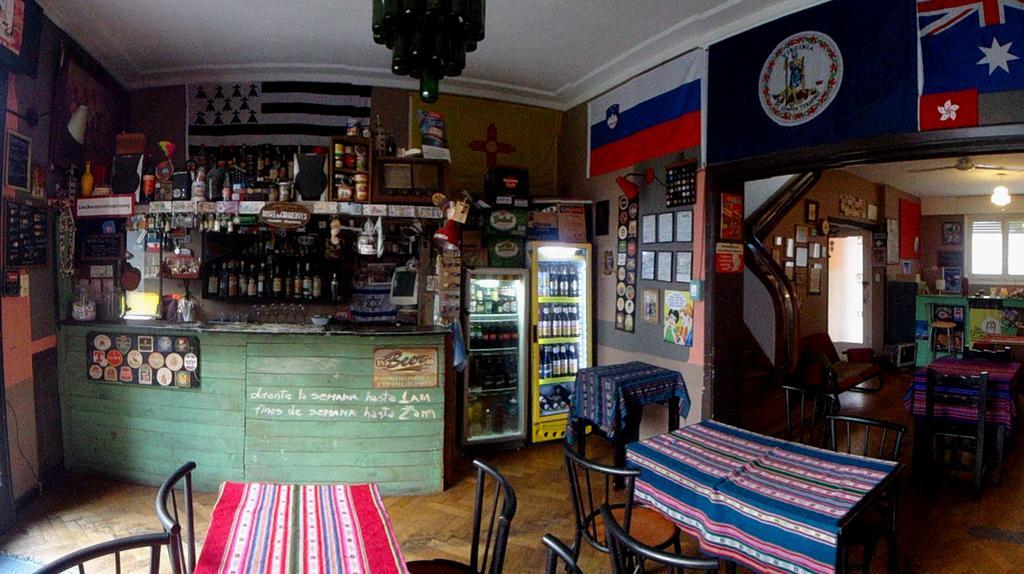 La Lechuza Hostel Росарио Екстериор снимка