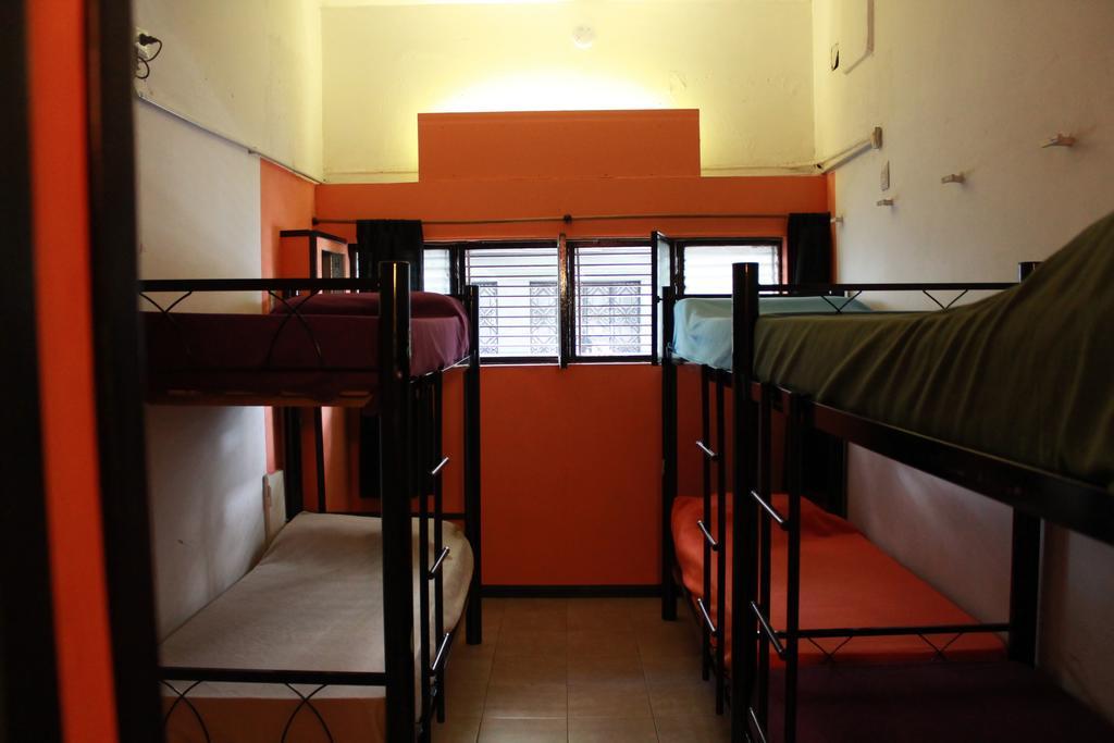La Lechuza Hostel Росарио Екстериор снимка